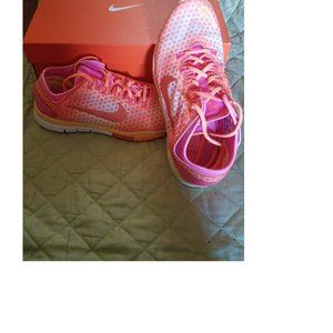 Women's Nike Sneakers Free TR Connect 2